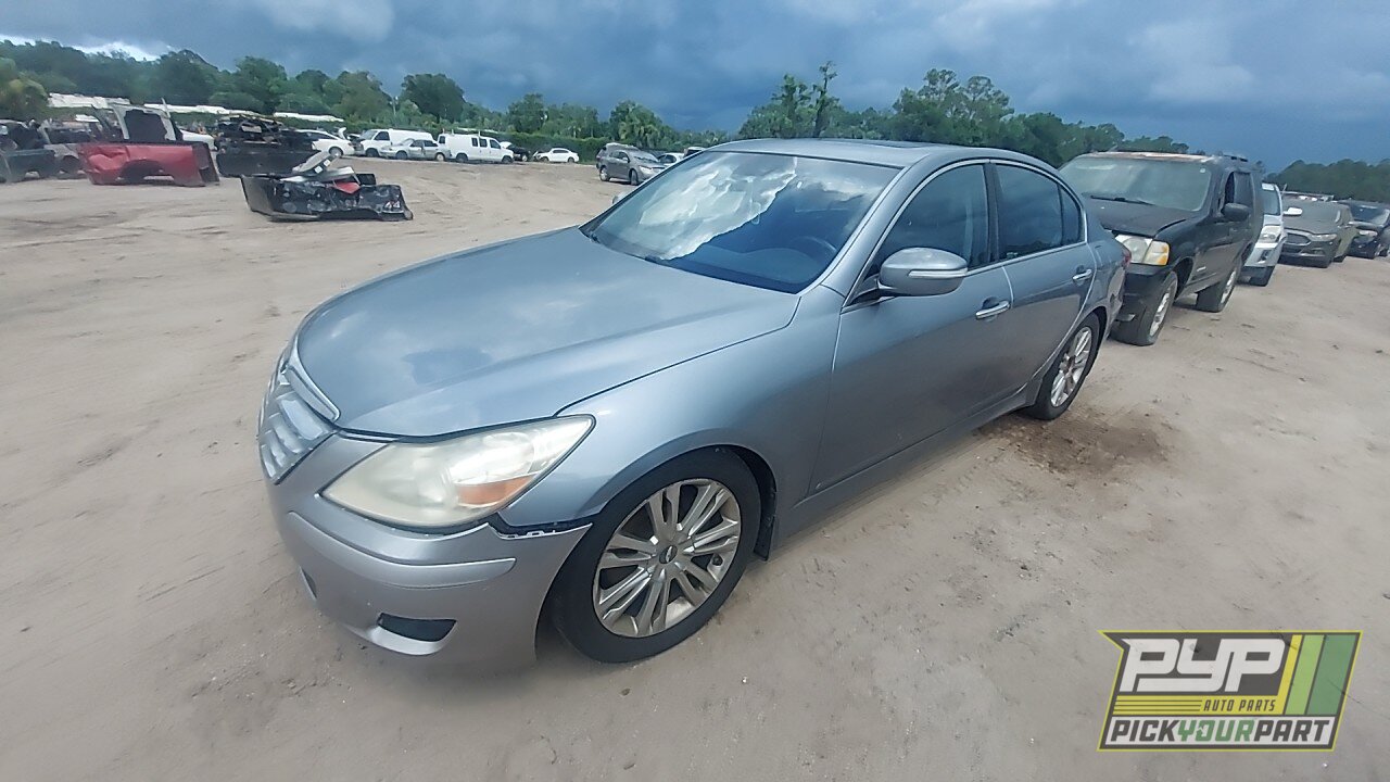 Photo of 2013 Hyundai Genesis