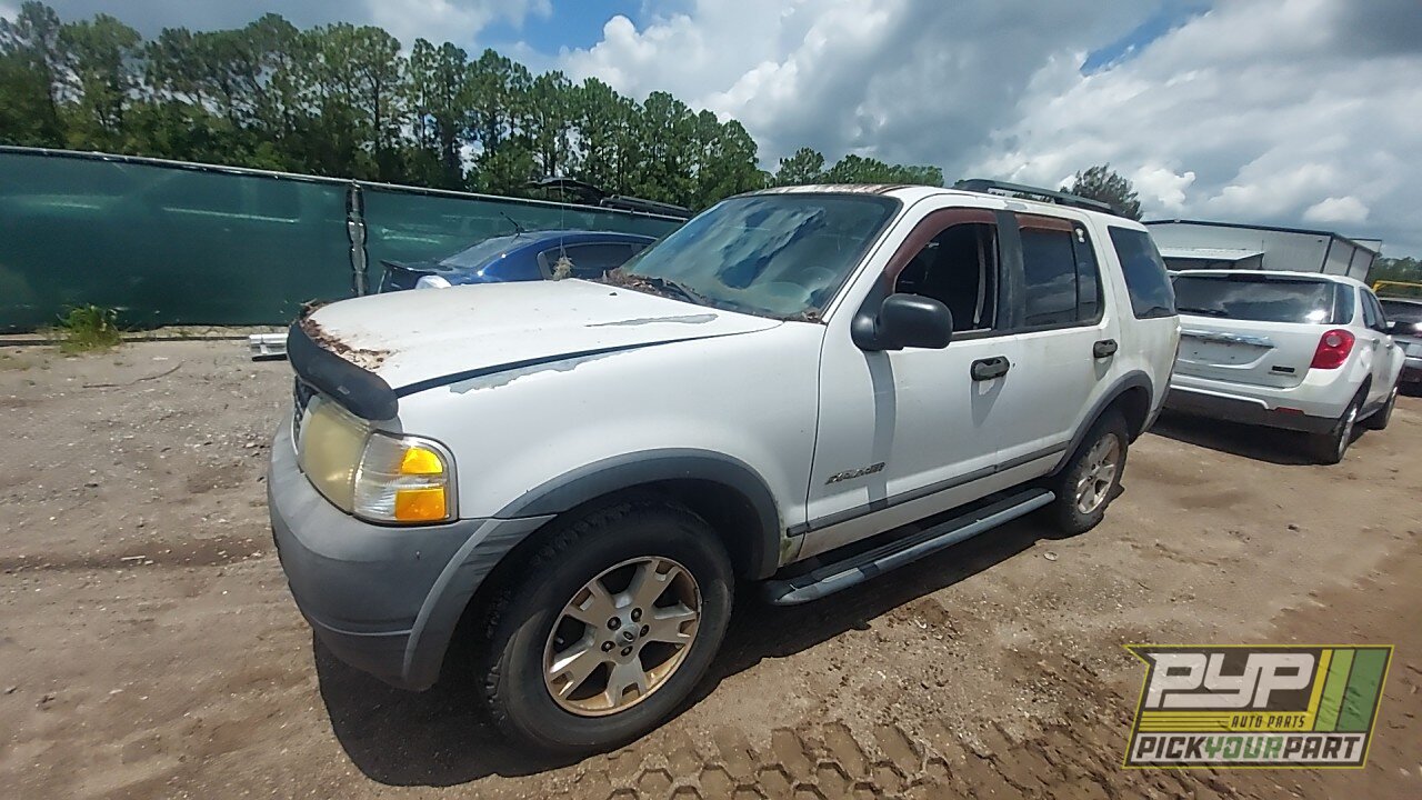 Photo of 2004 Ford Explorer