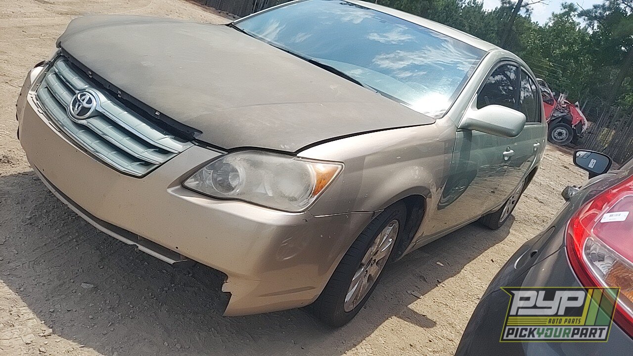 Photo of 2005 Toyota Avalon