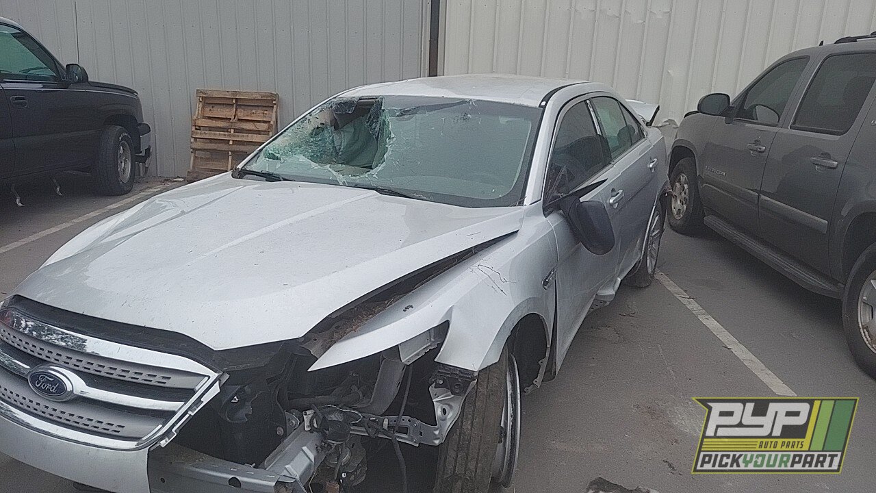 Photo of 2011 Ford Taurus