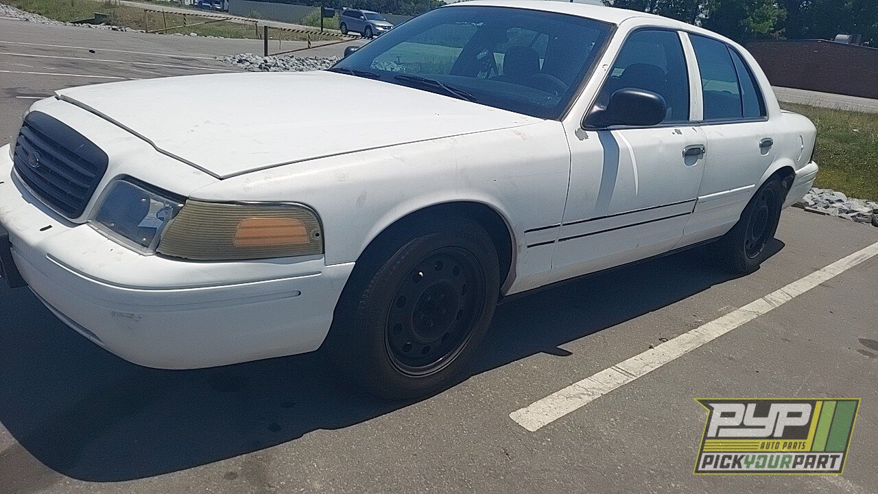 Photo of 2006 Ford Crown Victoria