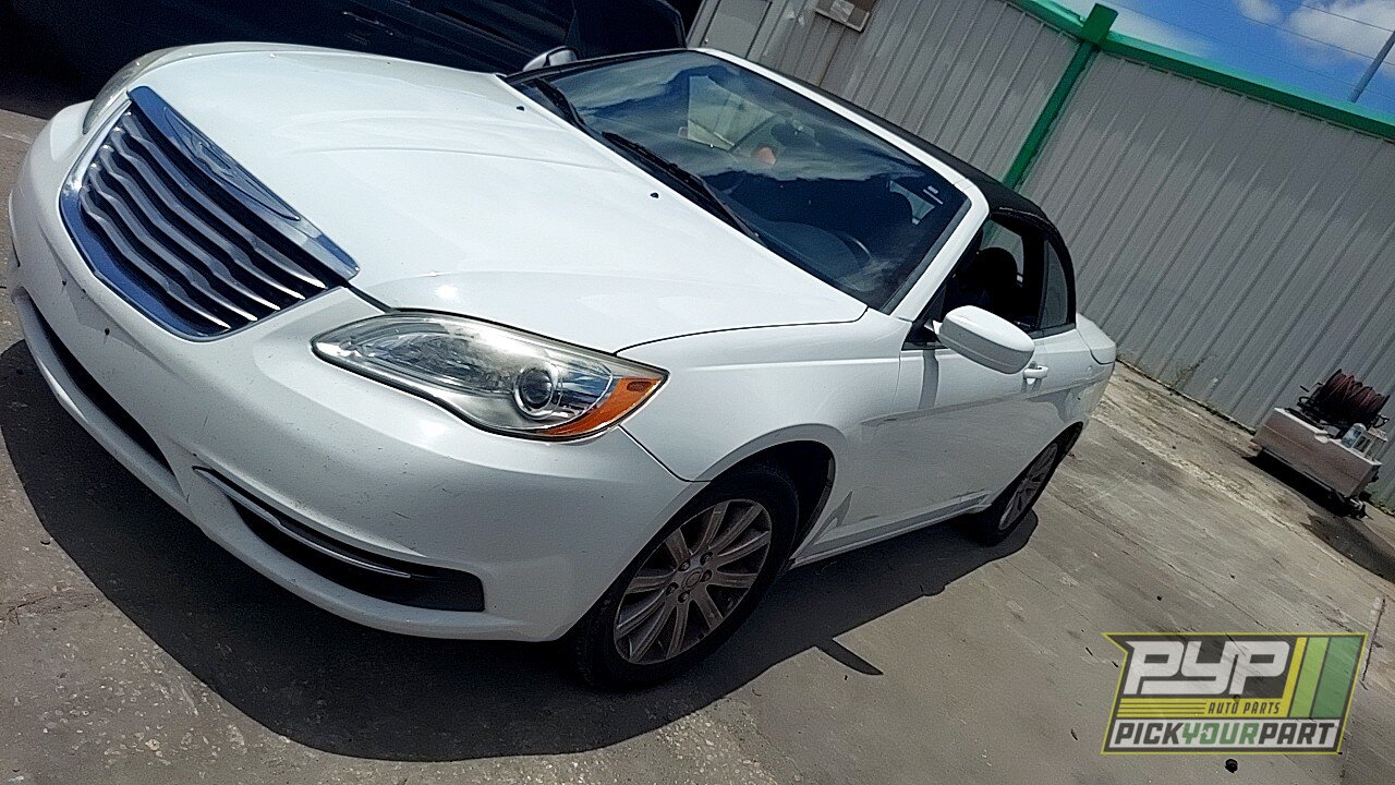 Photo of 2012 Chrysler 200