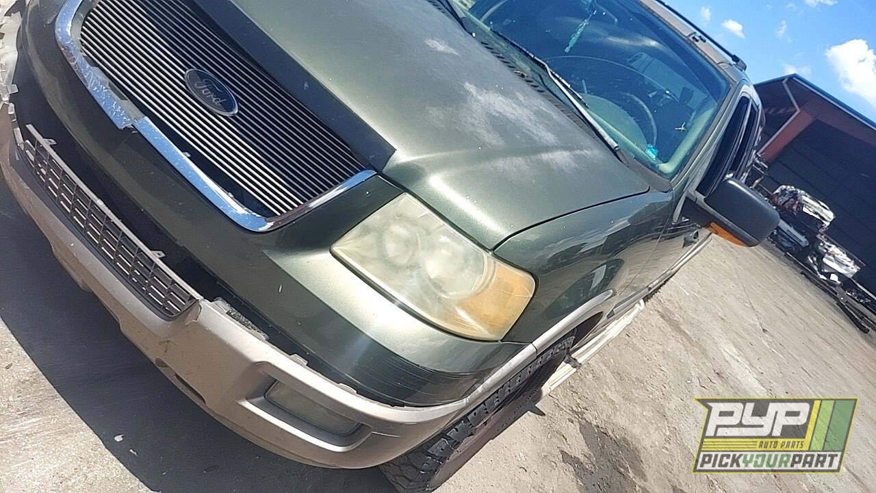 Photo of 2004 Ford Expedition