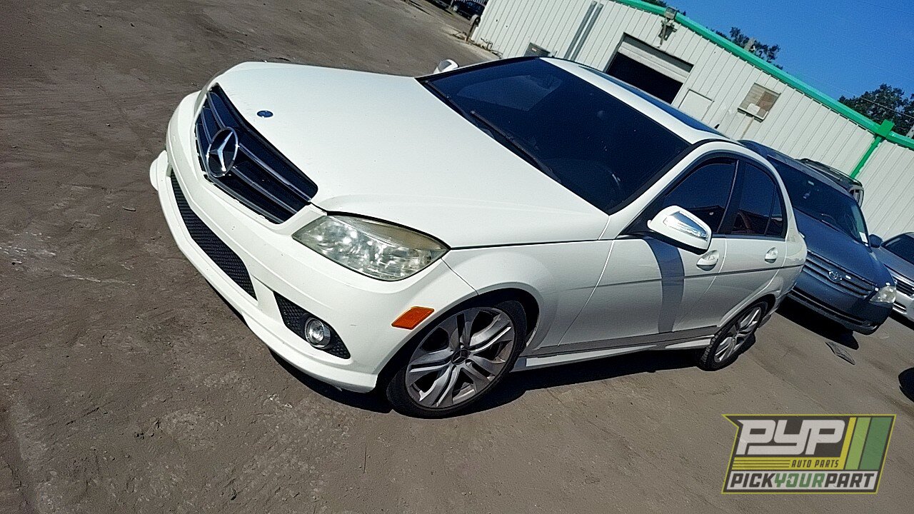 Photo of 2009 Mercedes-Benz C300
