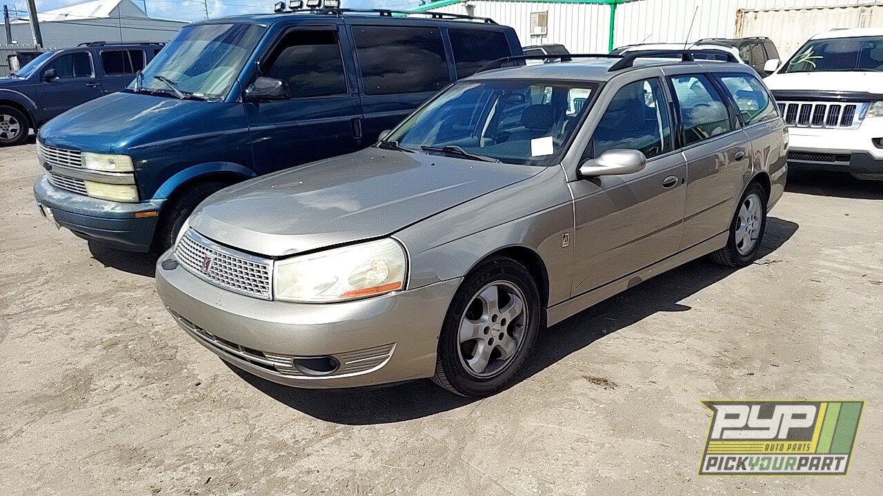 Photo of 2003 Saturn Lw200