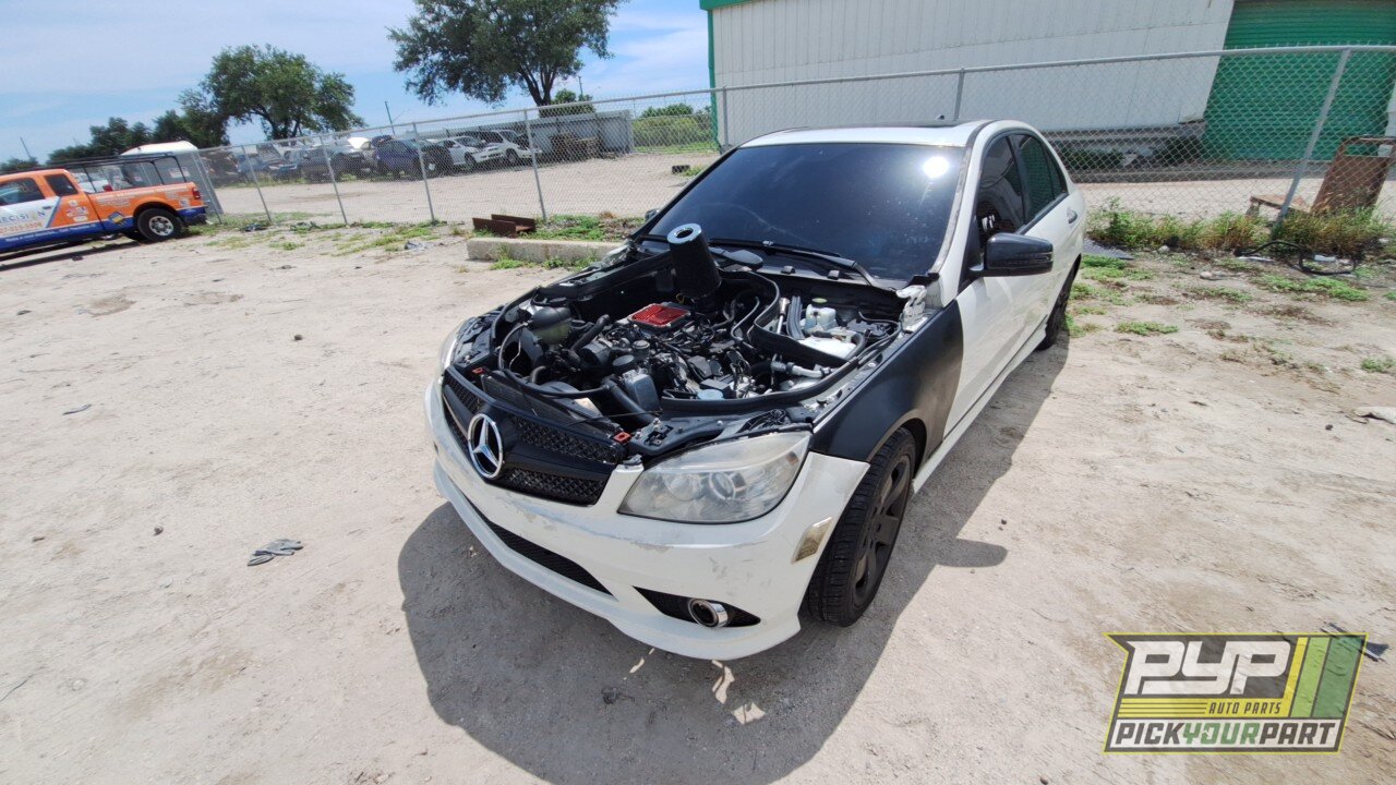 Photo of 2009 Mercedes-Benz C300