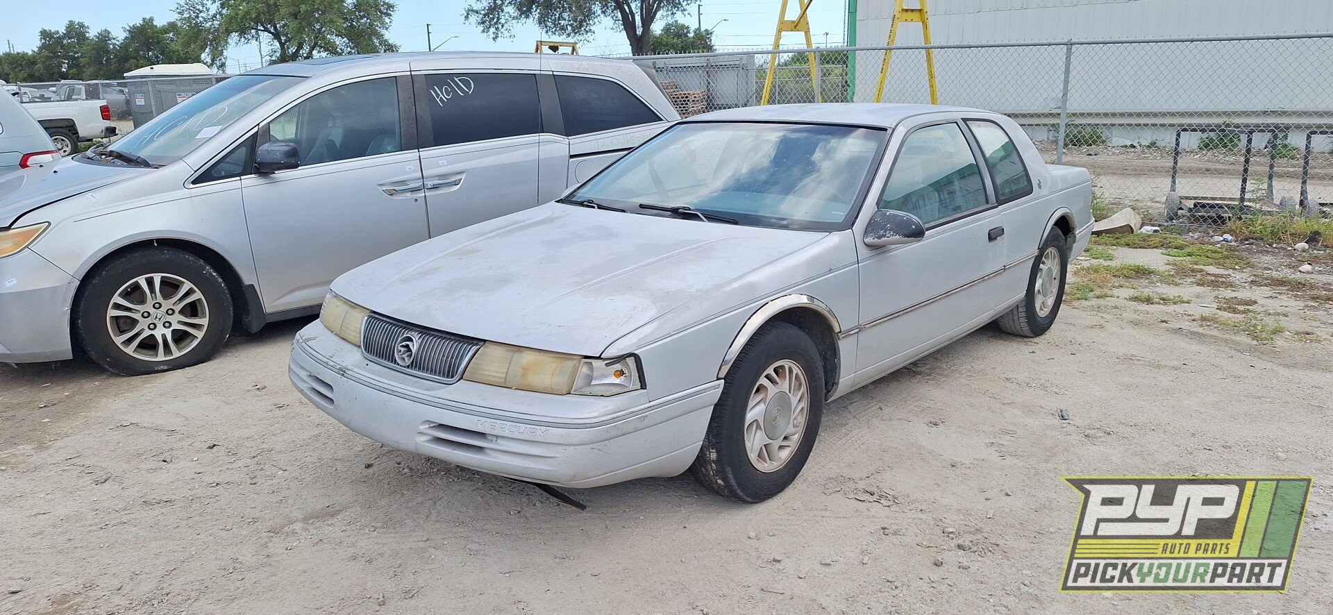 Photo of 1993 Mercury Cougar