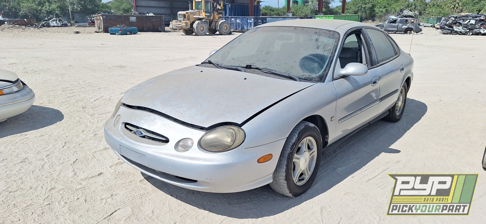 Photo of 1999 Ford Taurus