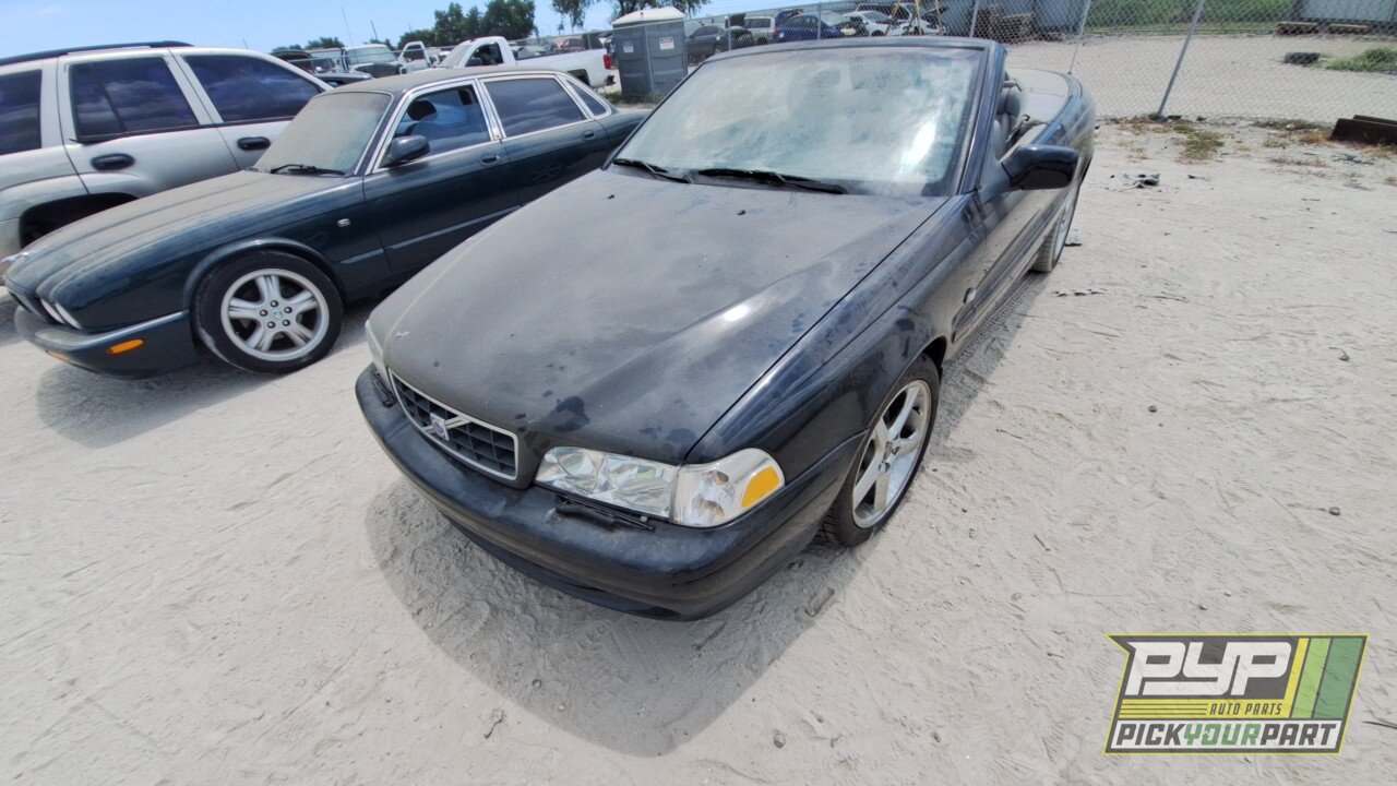 Photo of 2004 Volvo C70