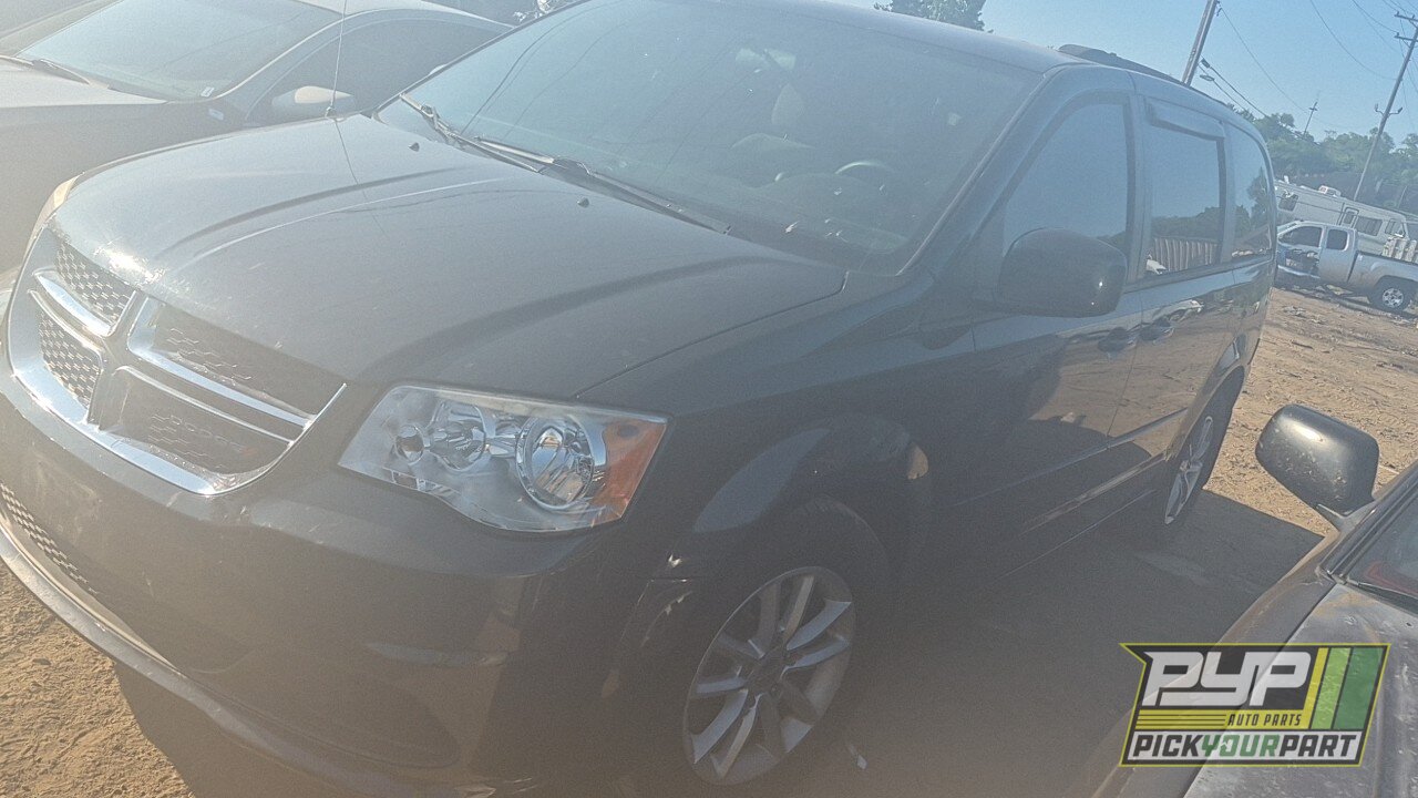 Photo of 2013 Chrysler Town & Country