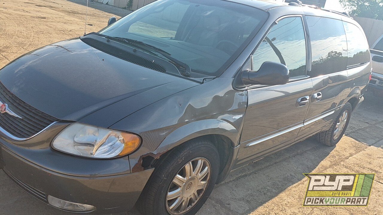 Photo of 2004 Chrysler Town & Country