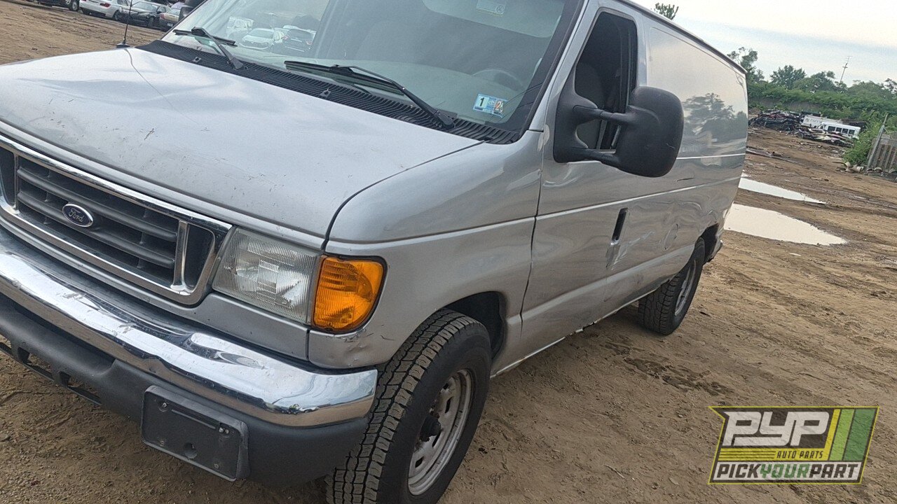 Photo of 2006 Ford E-150