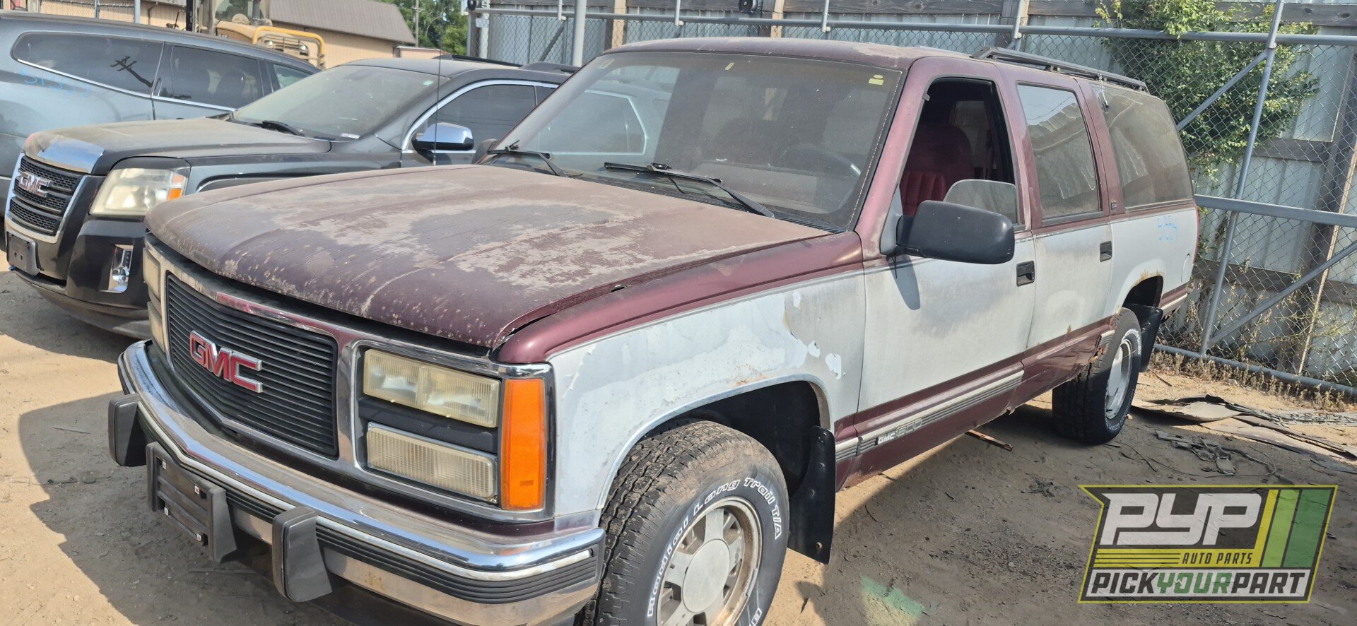 Photo of 1992 Gmc C1500 Suburban