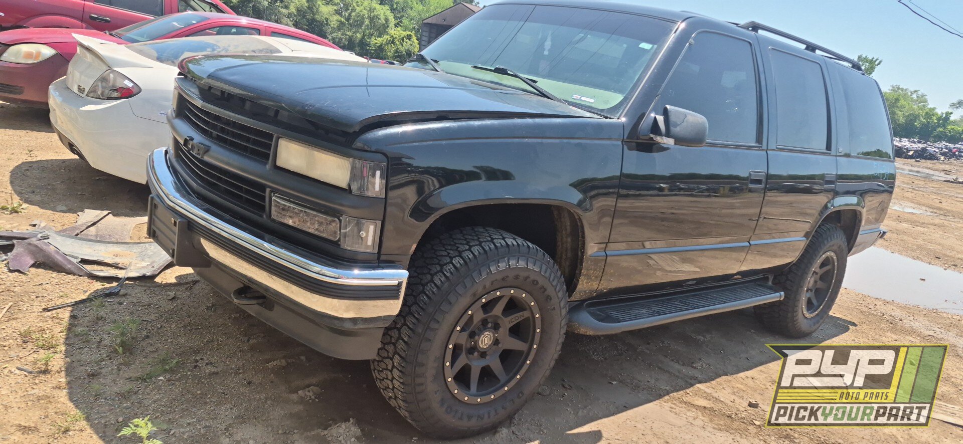 Photo of 1999 Chevrolet Tahoe