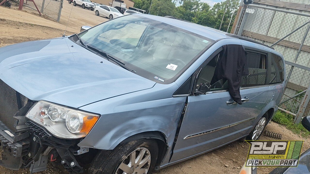 Photo of 2012 Chrysler Town & Country
