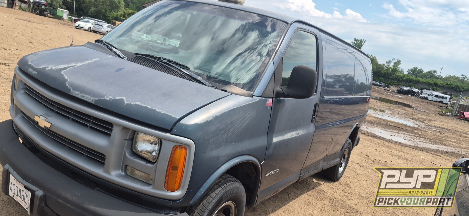 Photo of 1999 Chevrolet Express 1500