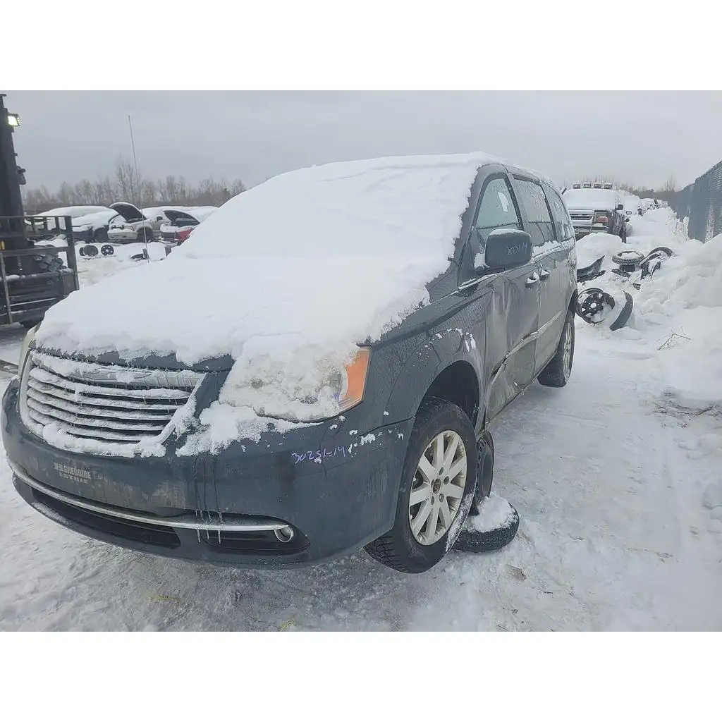 Photo of 2014 Chrysler Town & Country