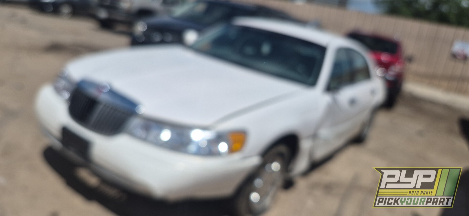 Photo of 1998 Lincoln Town Car