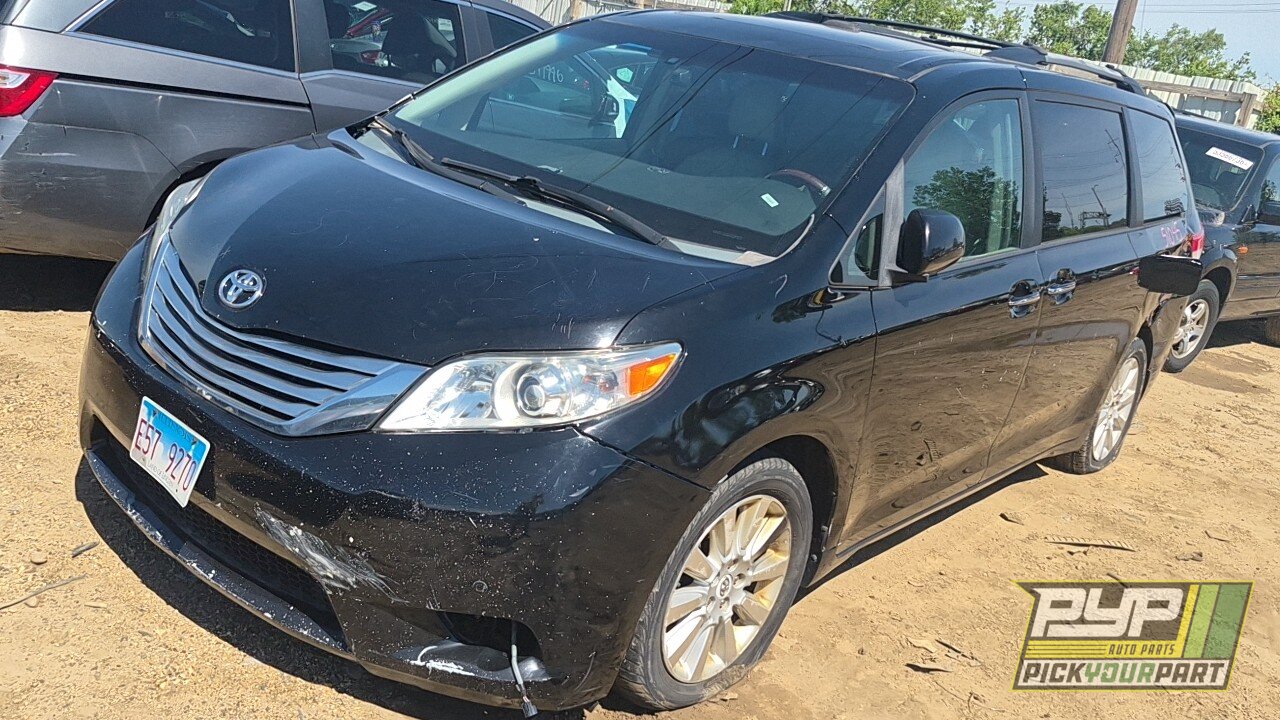 Photo of 2011 Toyota Sienna