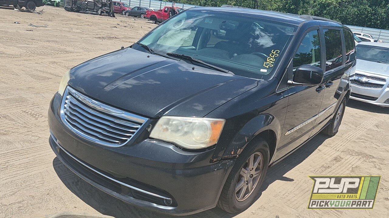 Photo of 2012 Chrysler Town & Country