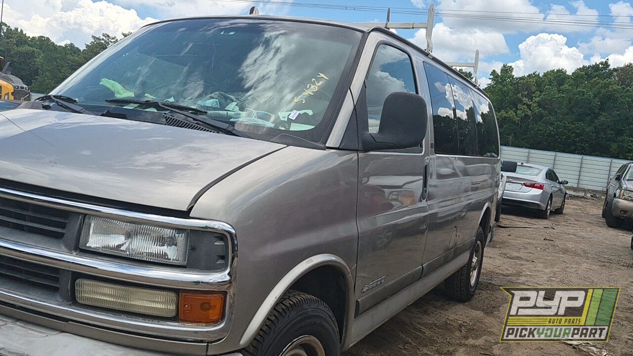 Photo of 2002 Chevrolet Express 2500