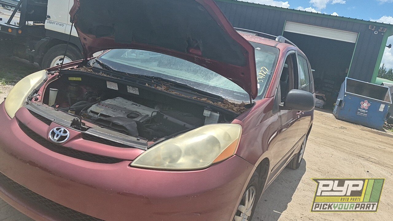 Photo of 2006 Toyota Sienna
