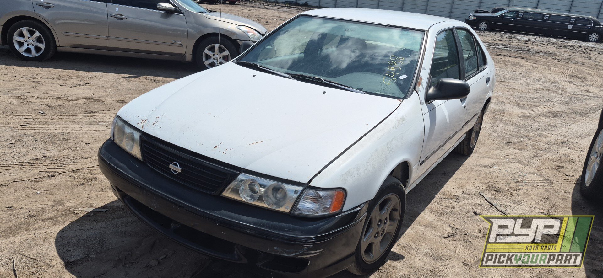 Photo of 1998 Nissan Sentra