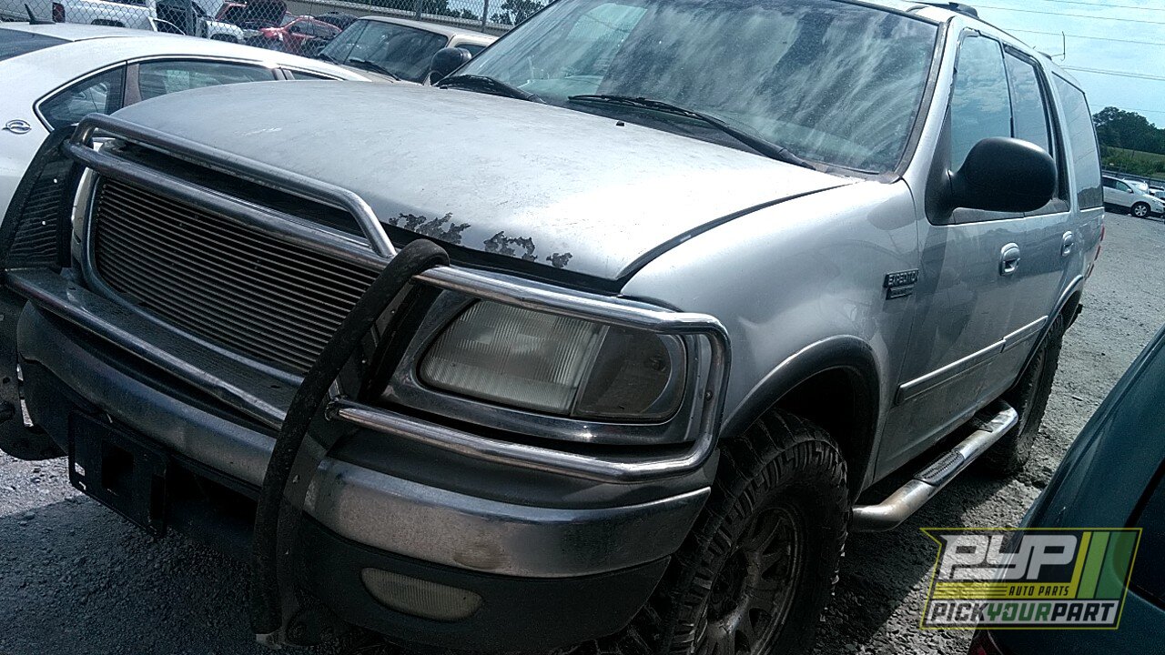 Photo of 2002 Ford Expedition