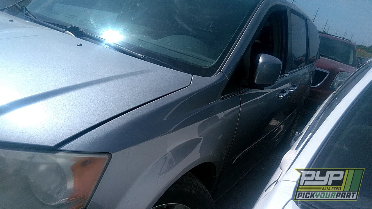 Photo of 2013 Chrysler Town & Country