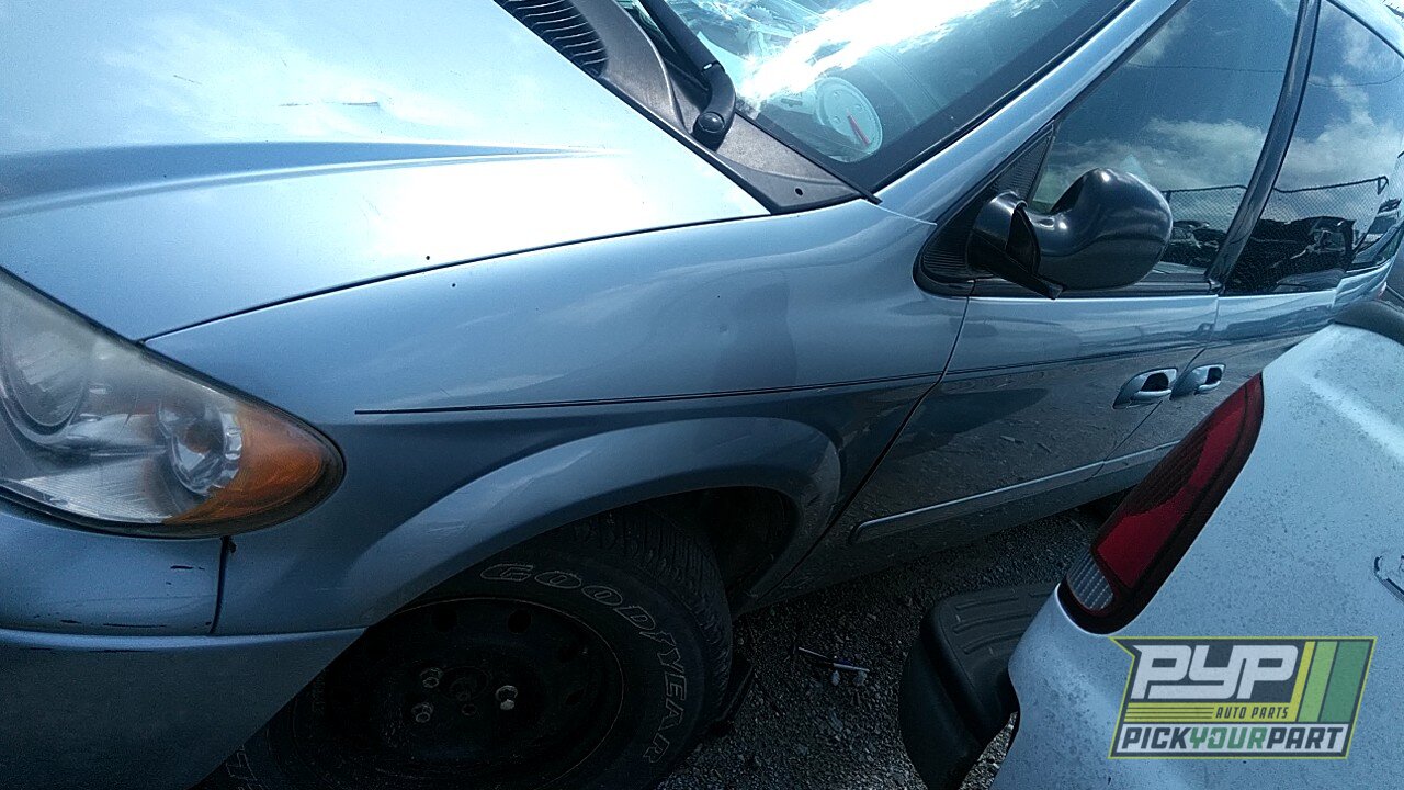 Photo of 2006 Chrysler Town & Country