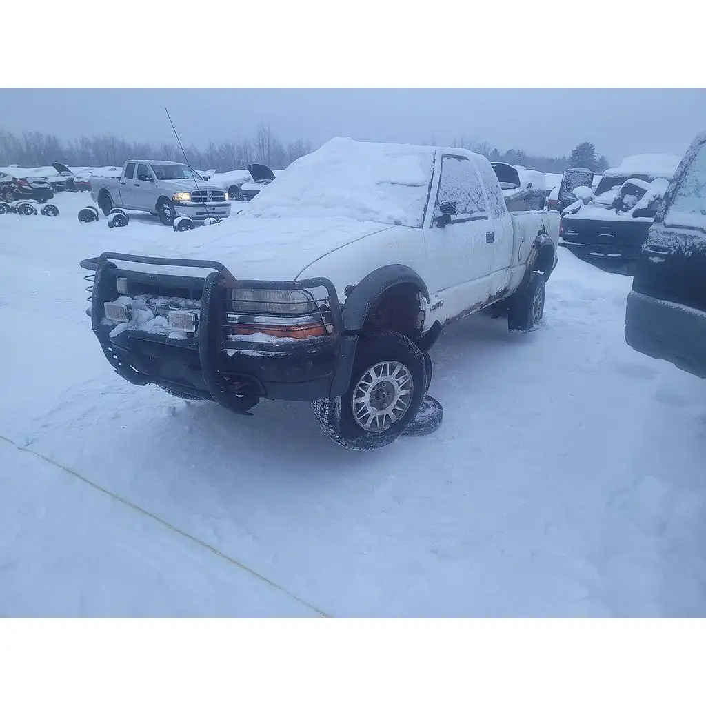 Photo of 1999 Chevrolet S-10