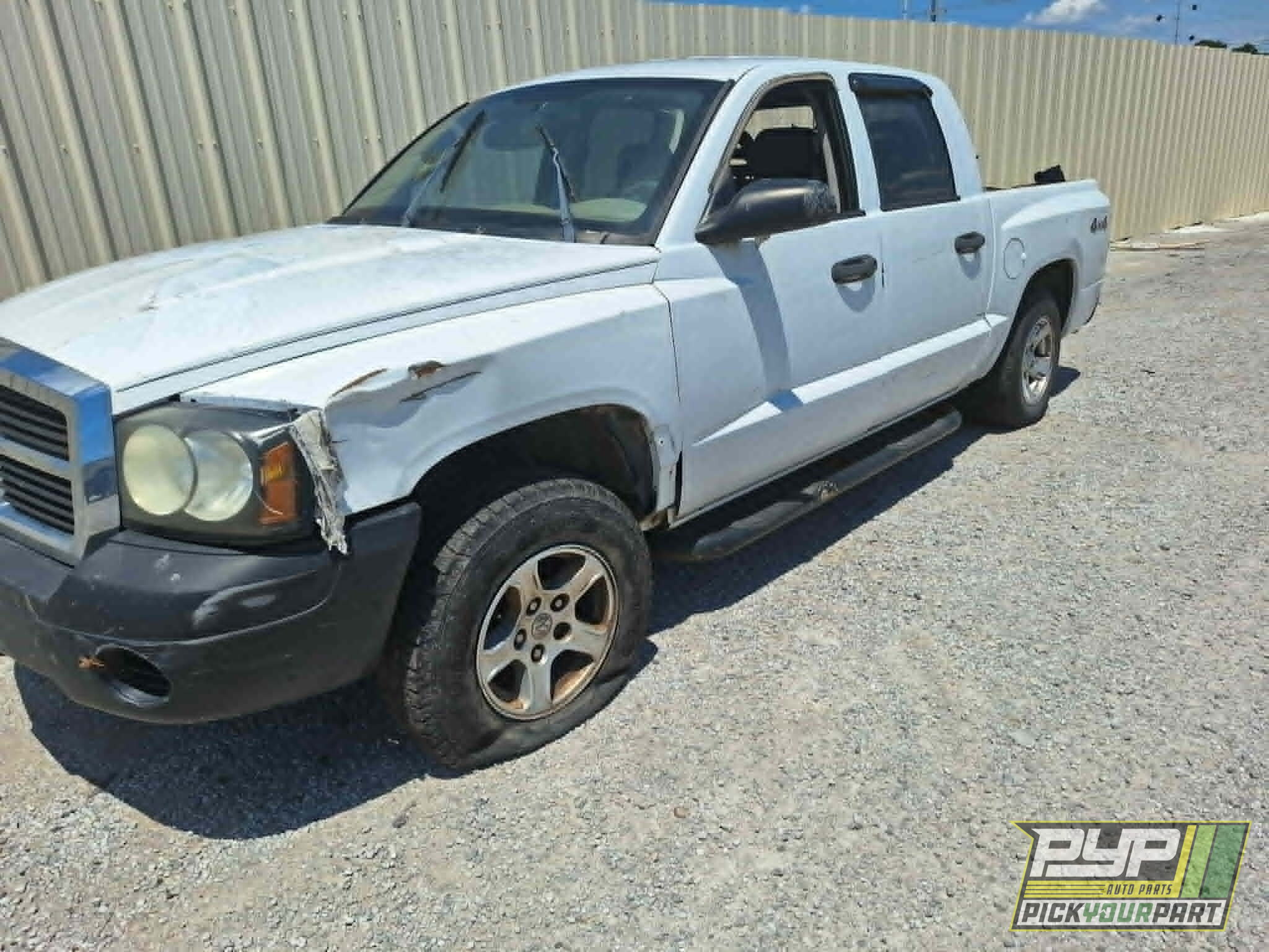 Photo of 2005 Dodge Dakota