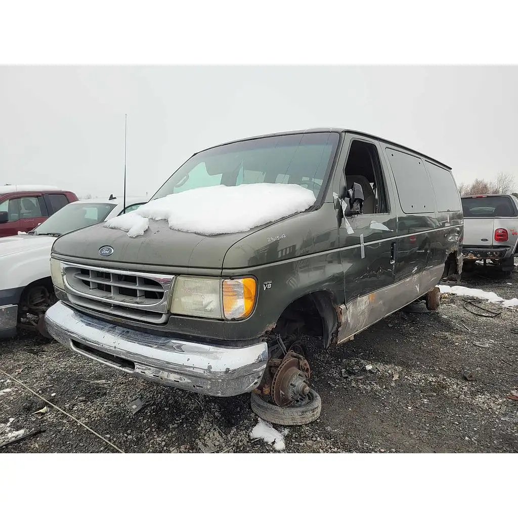 Photo of 2002 Ford Econoline