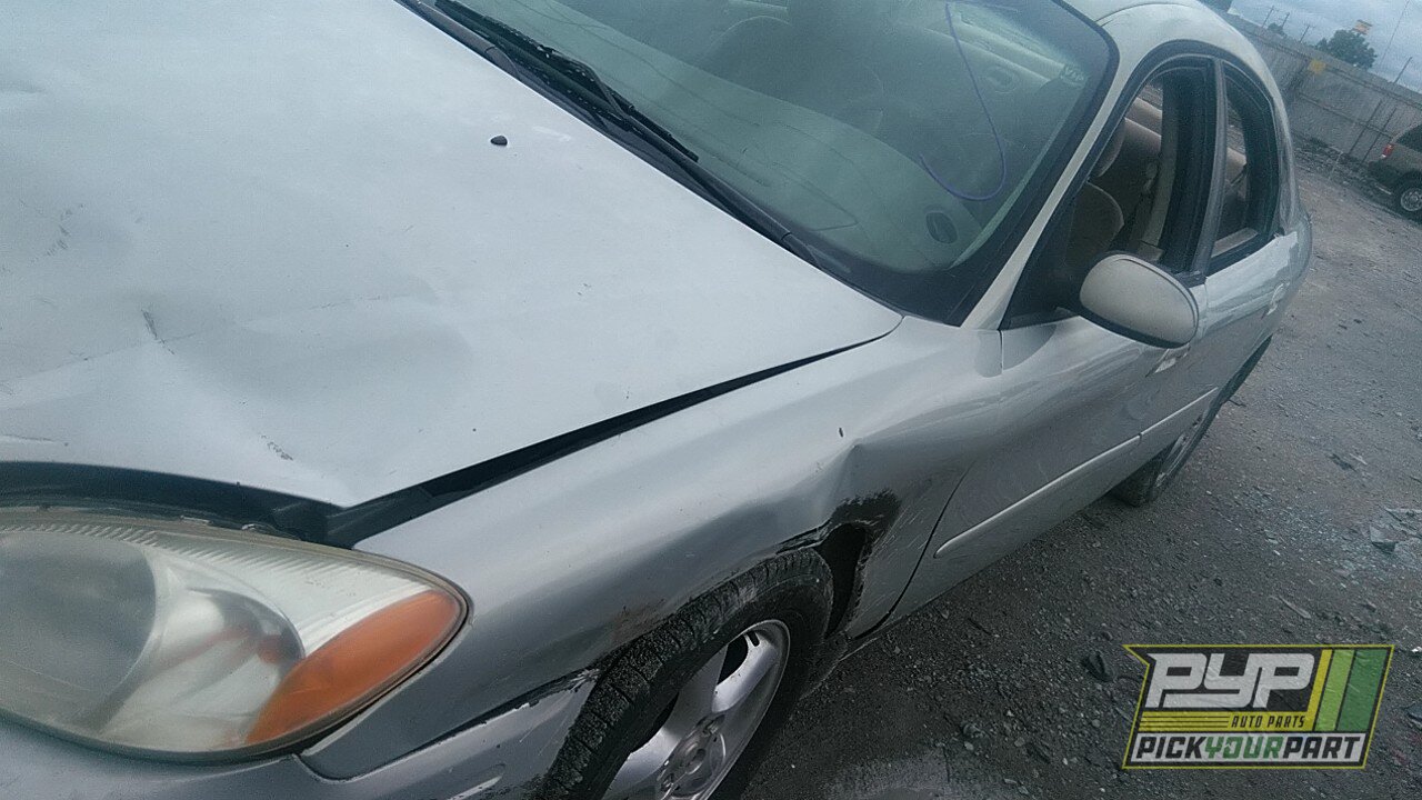 Photo of 2004 Ford Taurus