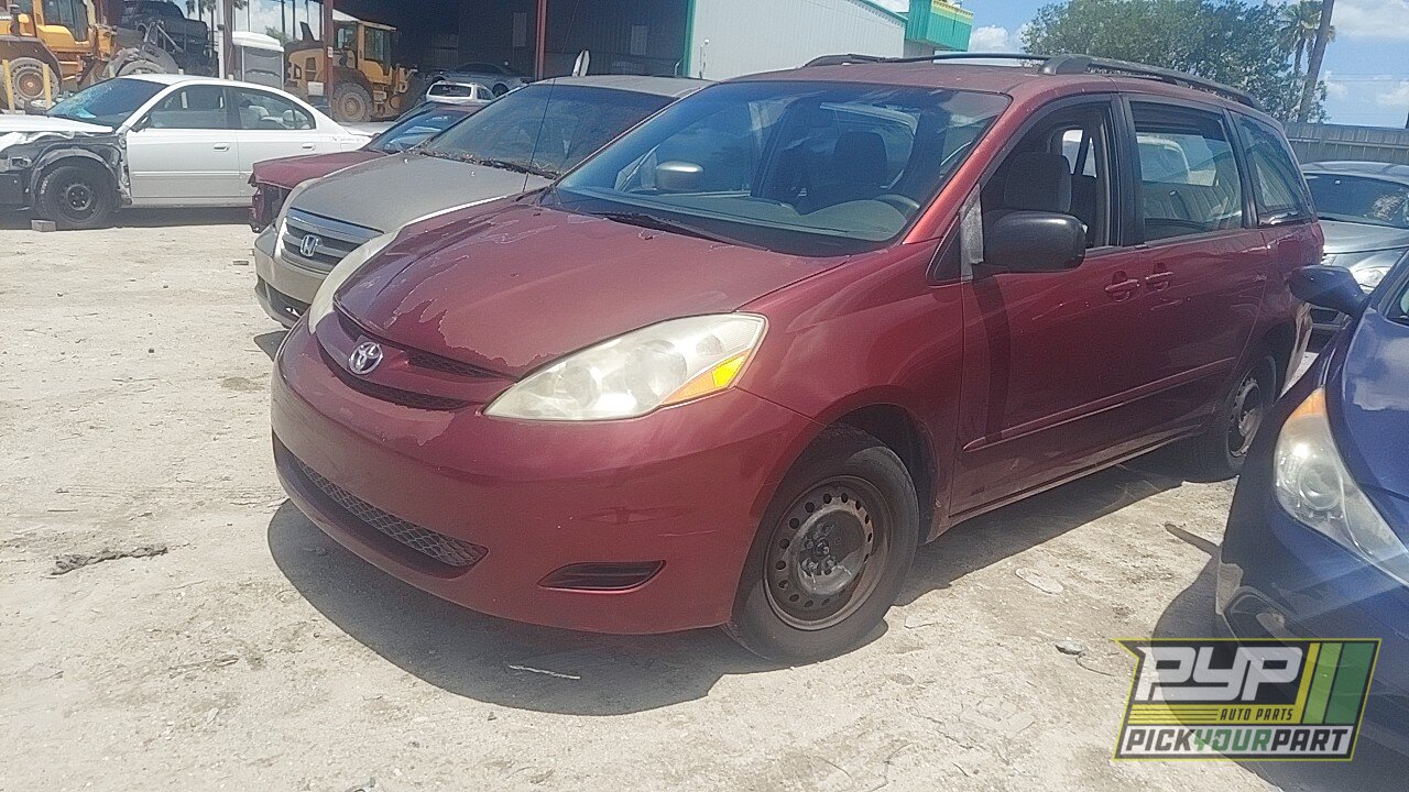Photo of 2009 Toyota Sienna