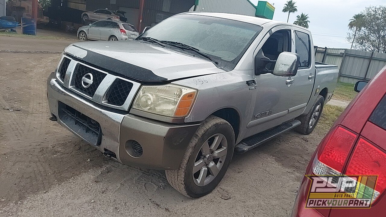 Photo of 2005 Nissan Titan