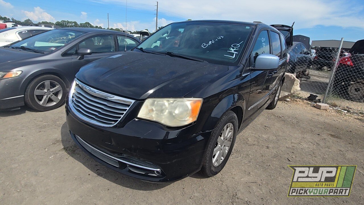 Photo of 2014 Chrysler Town & Country