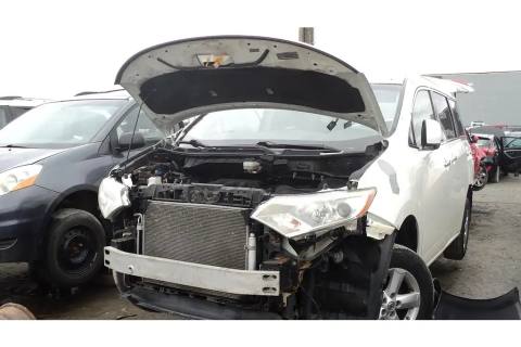 Photo of 2011 Nissan Quest