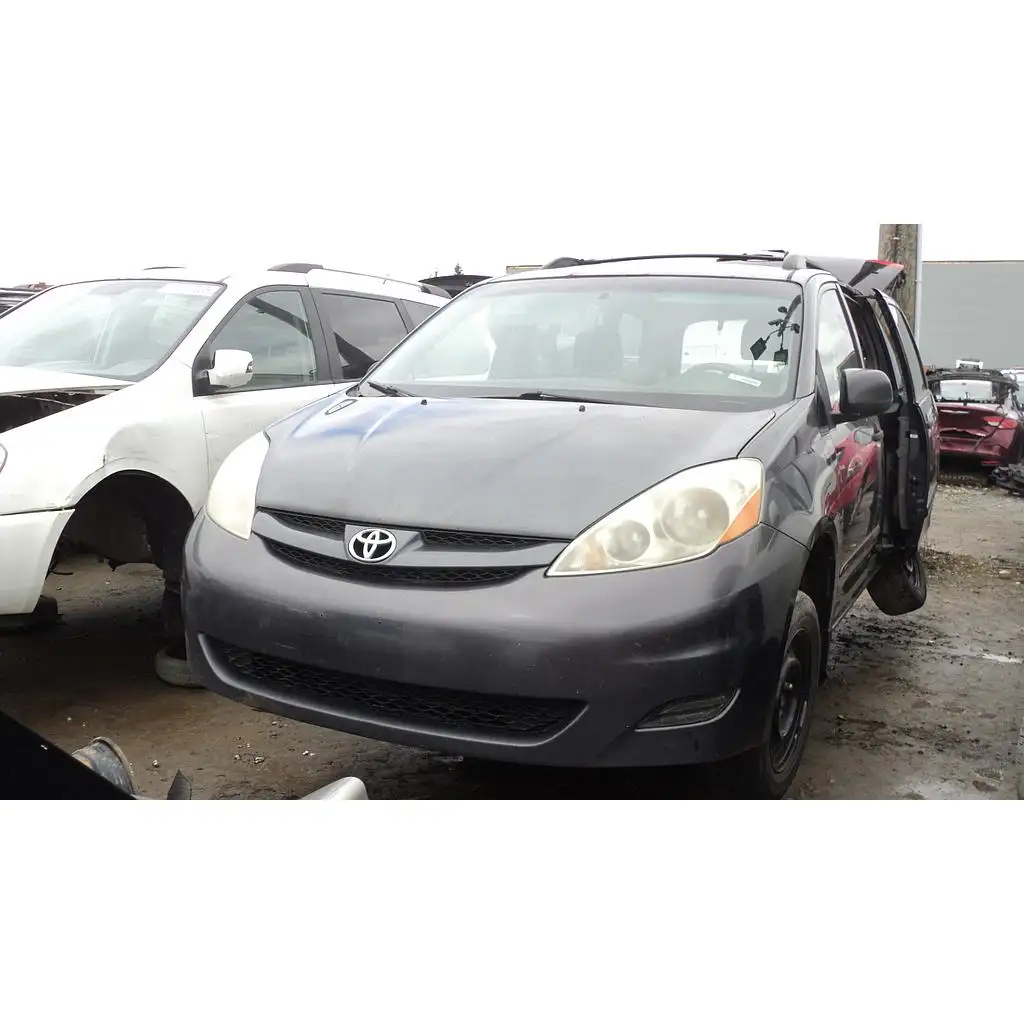 Photo of 2008 Toyota Sienna