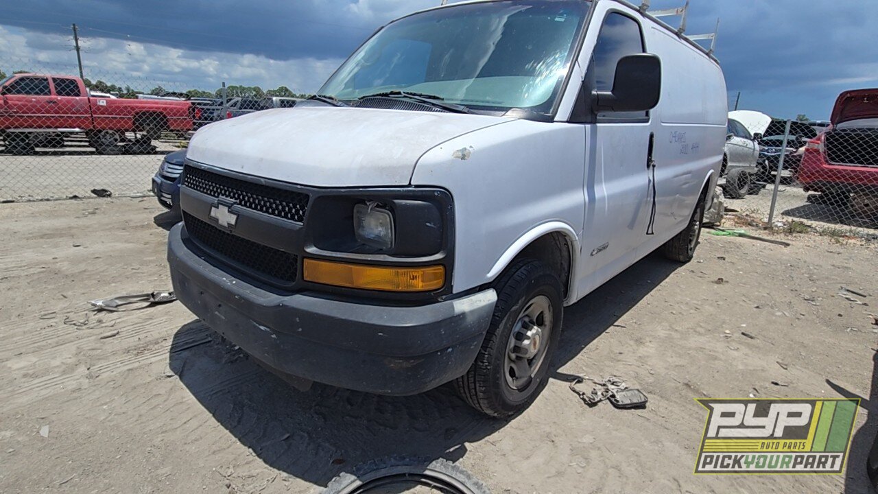 Photo of 2004 Chevrolet Express 2500