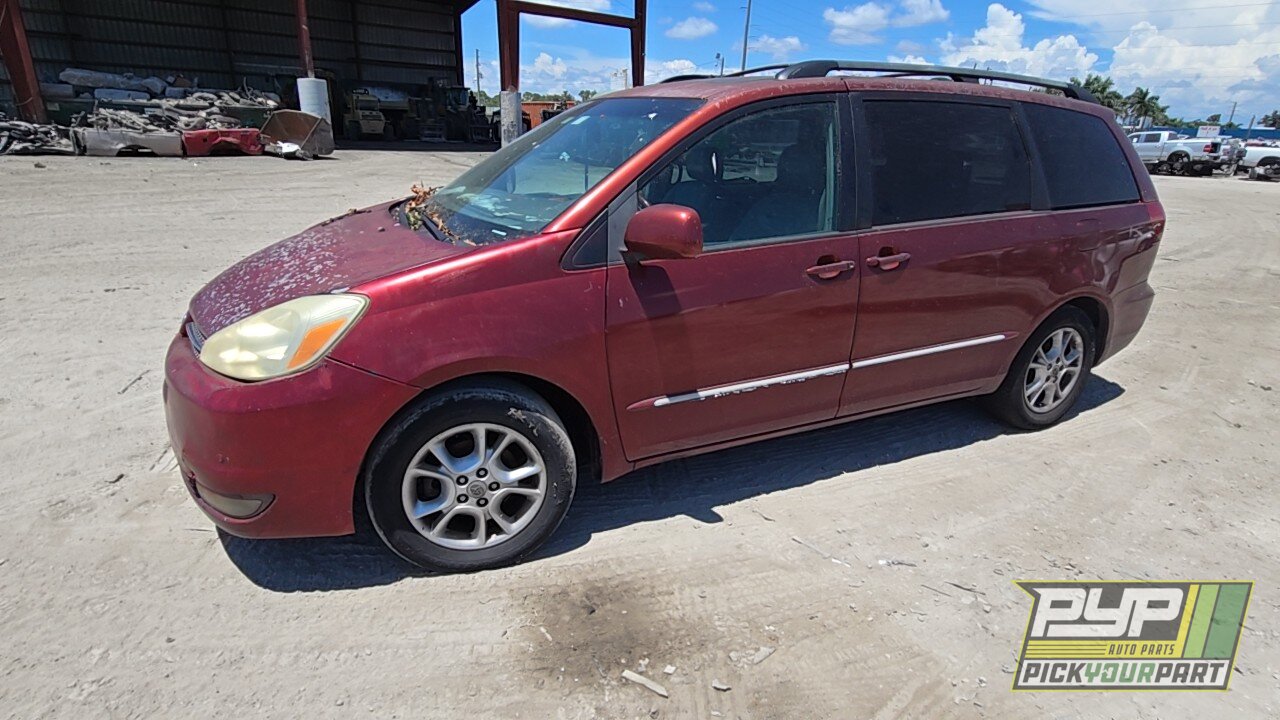 Photo of 2005 Toyota Sienna