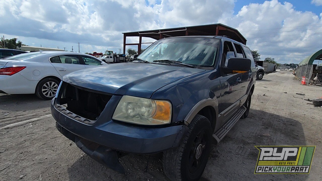 Photo of 2004 Ford Expedition