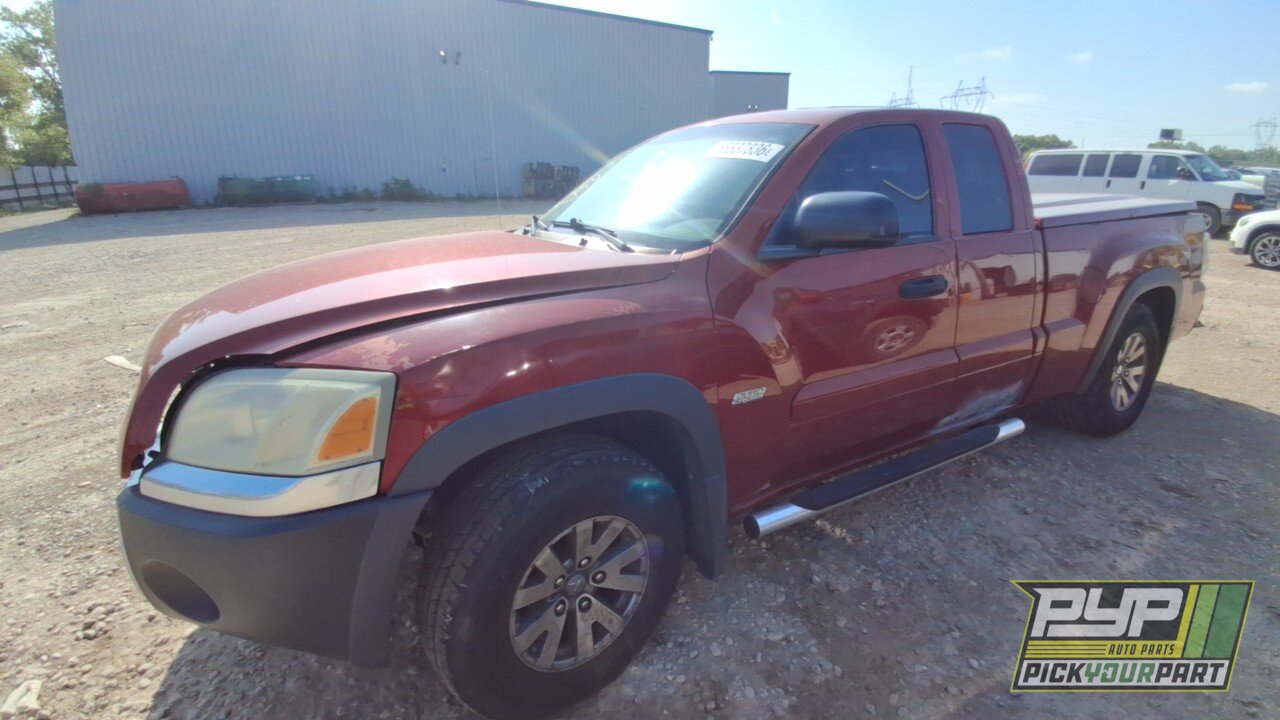 Photo of 2006 Mitsubishi Raider