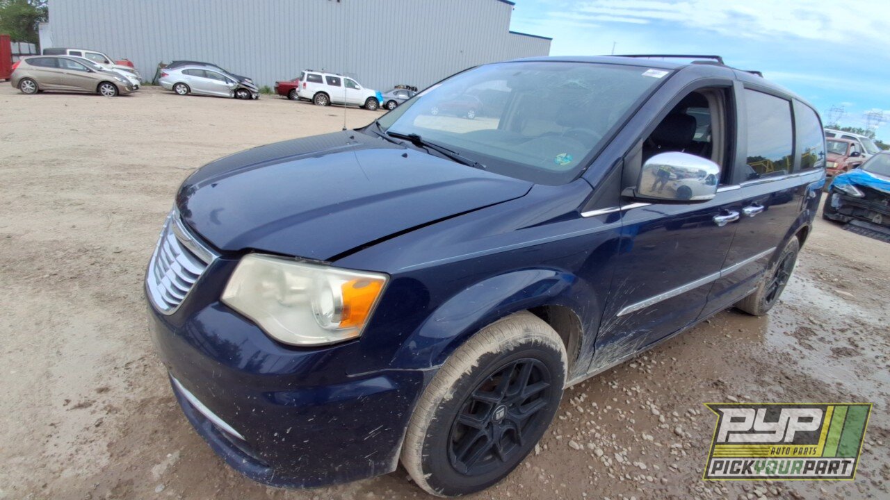 Photo of 2013 Chrysler Town & Country