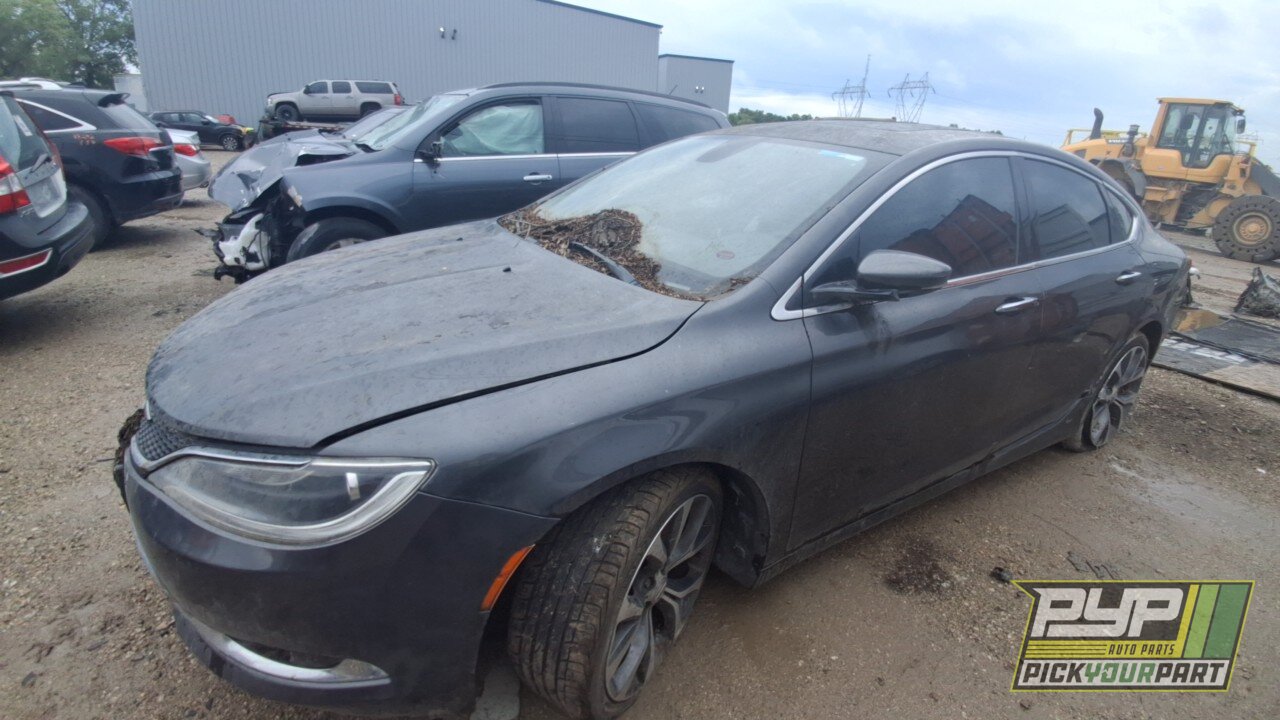 Photo of 2015 Chrysler 200