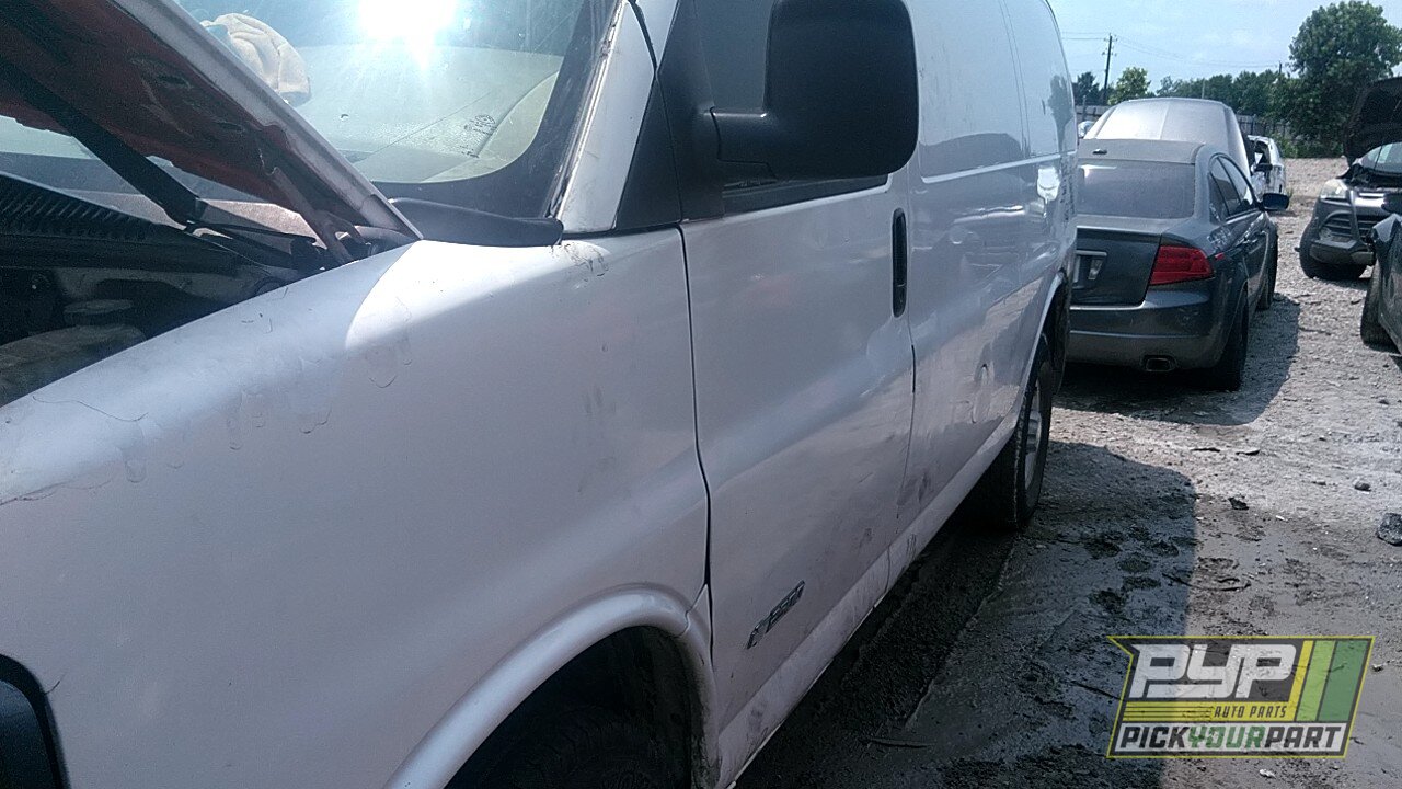 Photo of 2005 Chevrolet Express 2500