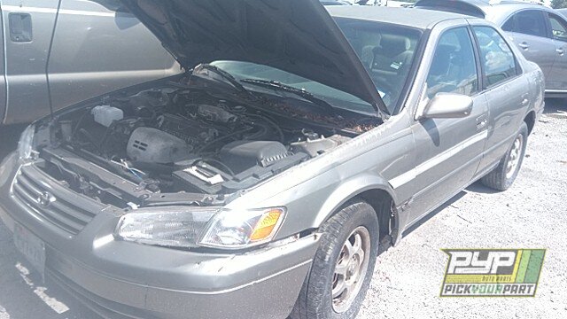 Photo of 1999 Toyota Camry