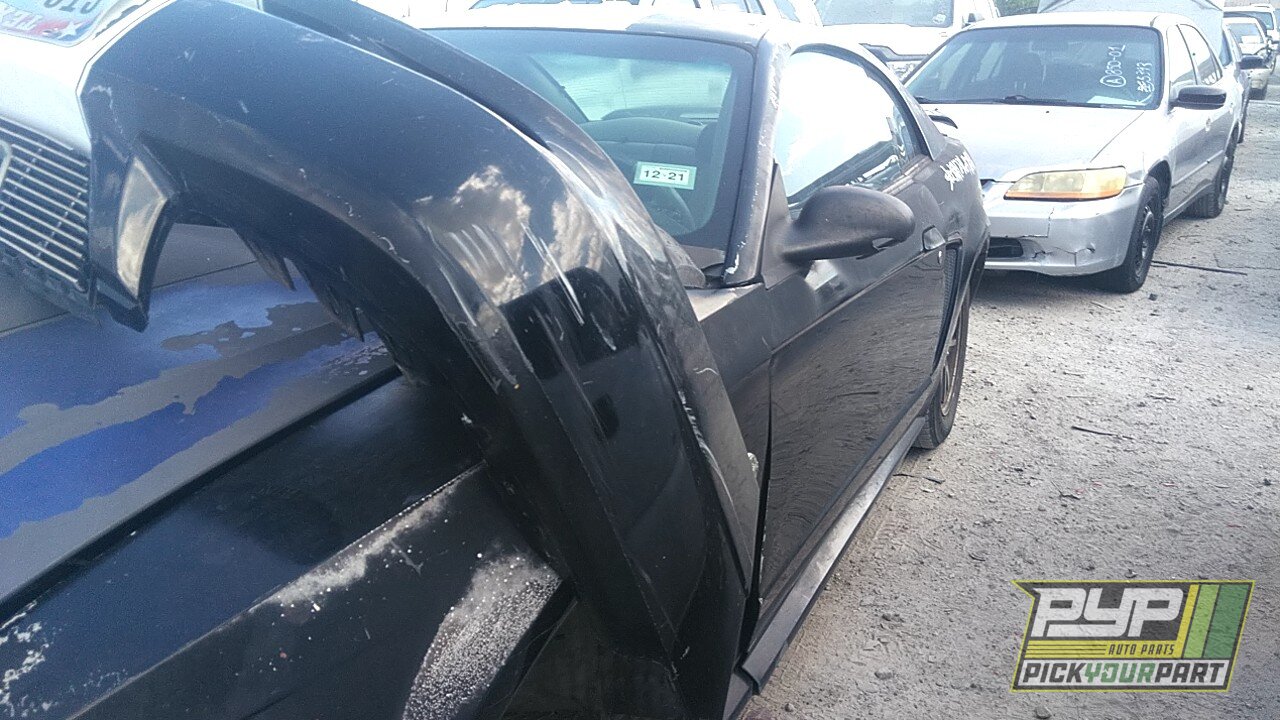 Photo of 2004 Ford Mustang