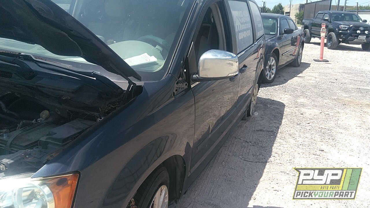 Photo of 2008 Chrysler Town & Country