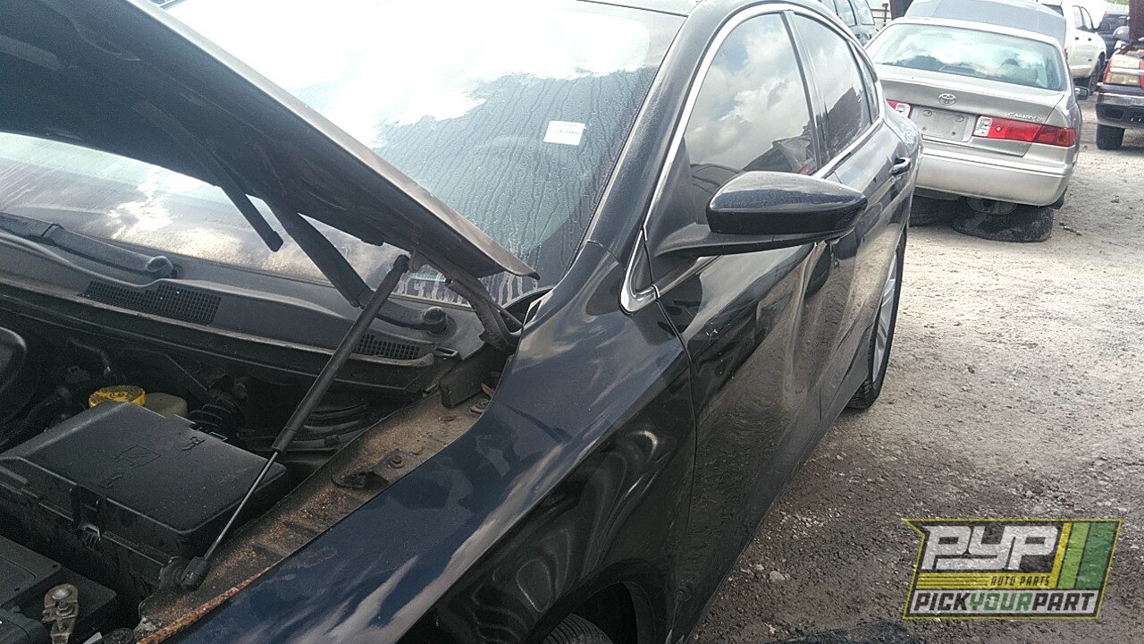 Photo of 2015 Chrysler 200